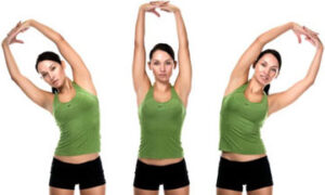 Exercício de Flexão Lateral da Coluna