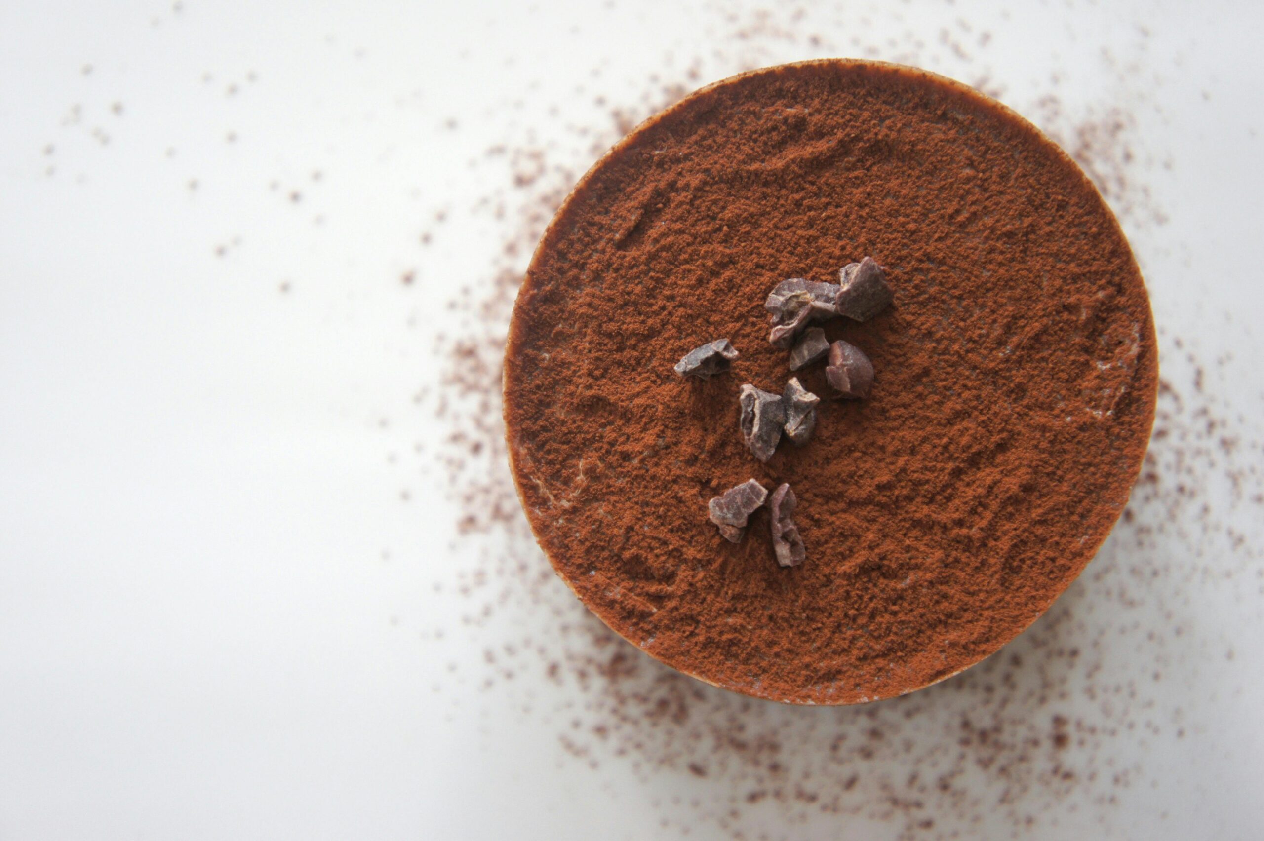 Cacau e esclerose múltipla: uma Páscoa com sabor e bem-estar