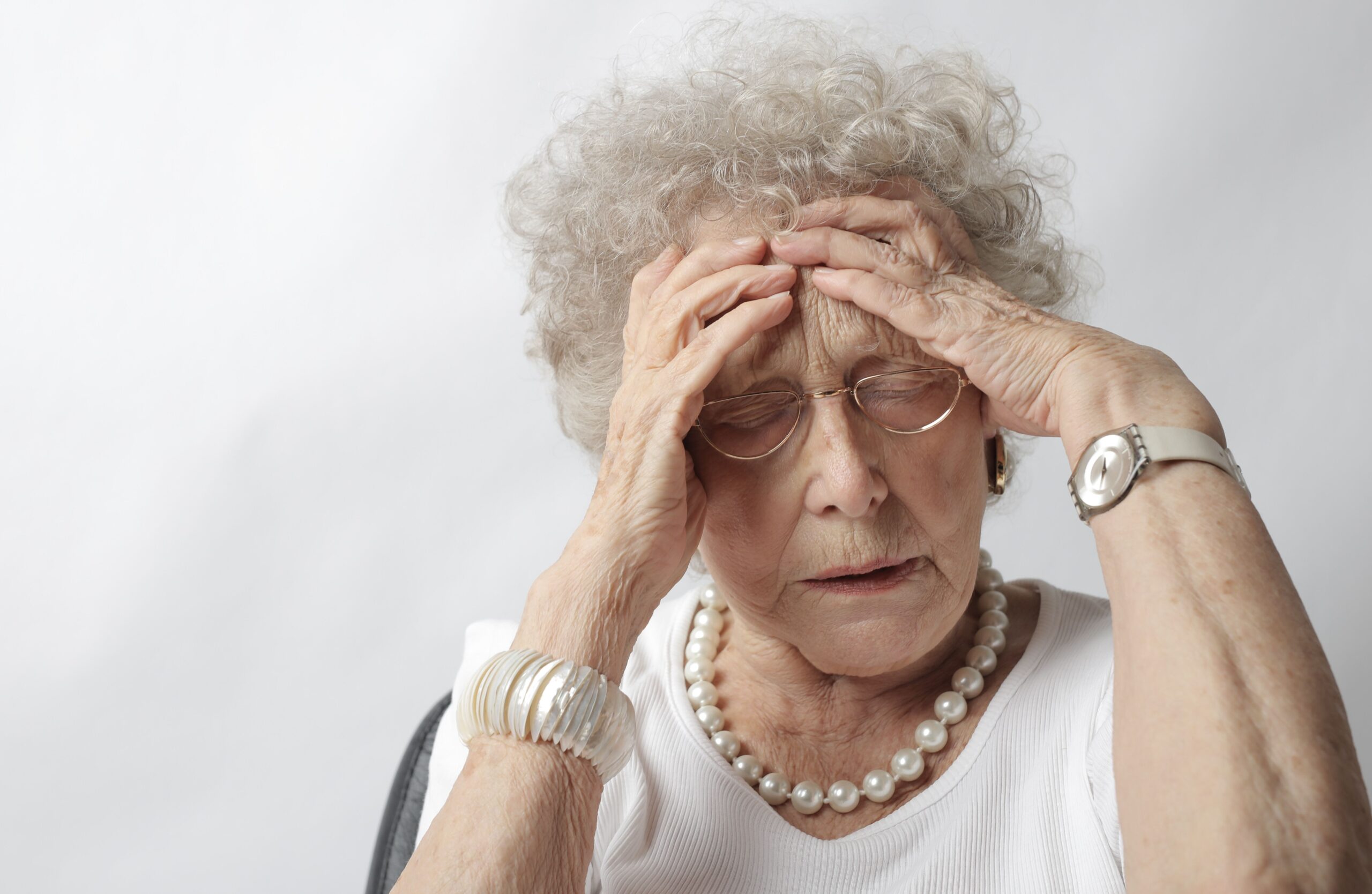 Alzheimer e dor: como perceber quando a pessoa não consegue explicar o que sente?